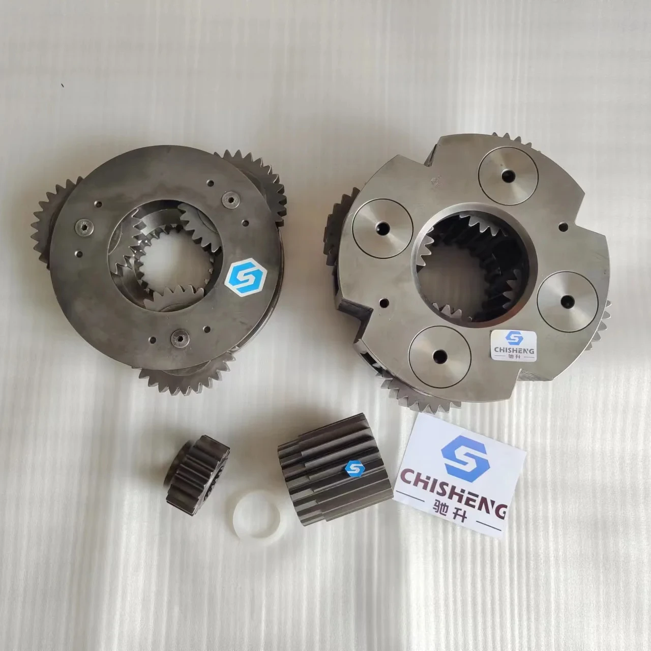 R290-9 R300-9 R320-9 R330-9 Excavator Swing Gearbox XKAQ-00454