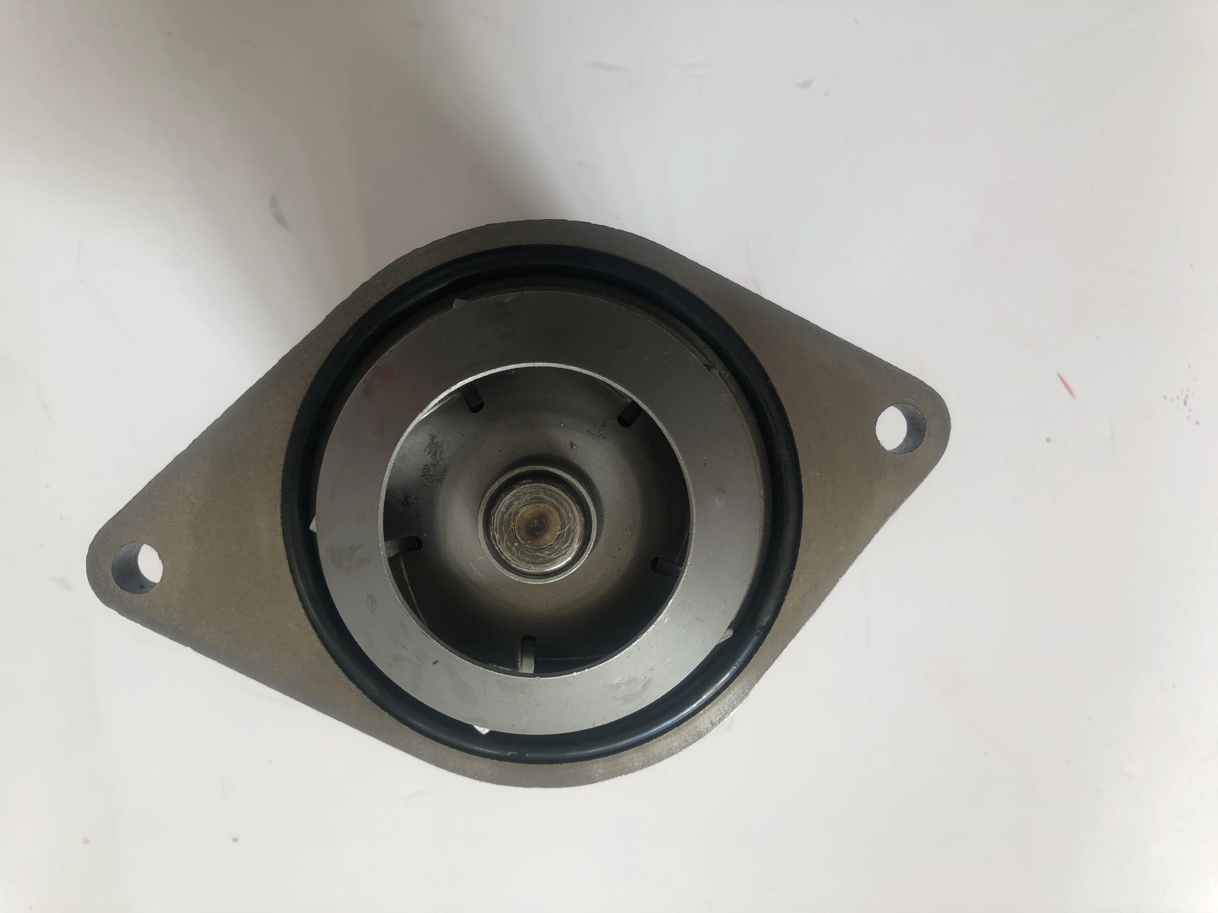 Steel Material Excavator Water Pump For Isuzu 6BG1 ISO9001 Approved