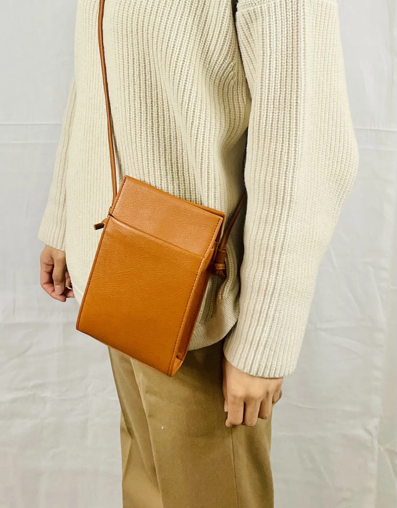 Genuine Cowhide Leather Shoulder Tote – Soft Large Korean Commuter Bag