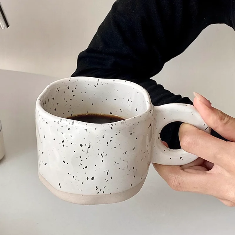 Factory Wholesale Coffee Mug Stoneware Coffee Mugs 10 oz Ceramic Handmade Coffee Cups with Handle for Latte manufacture