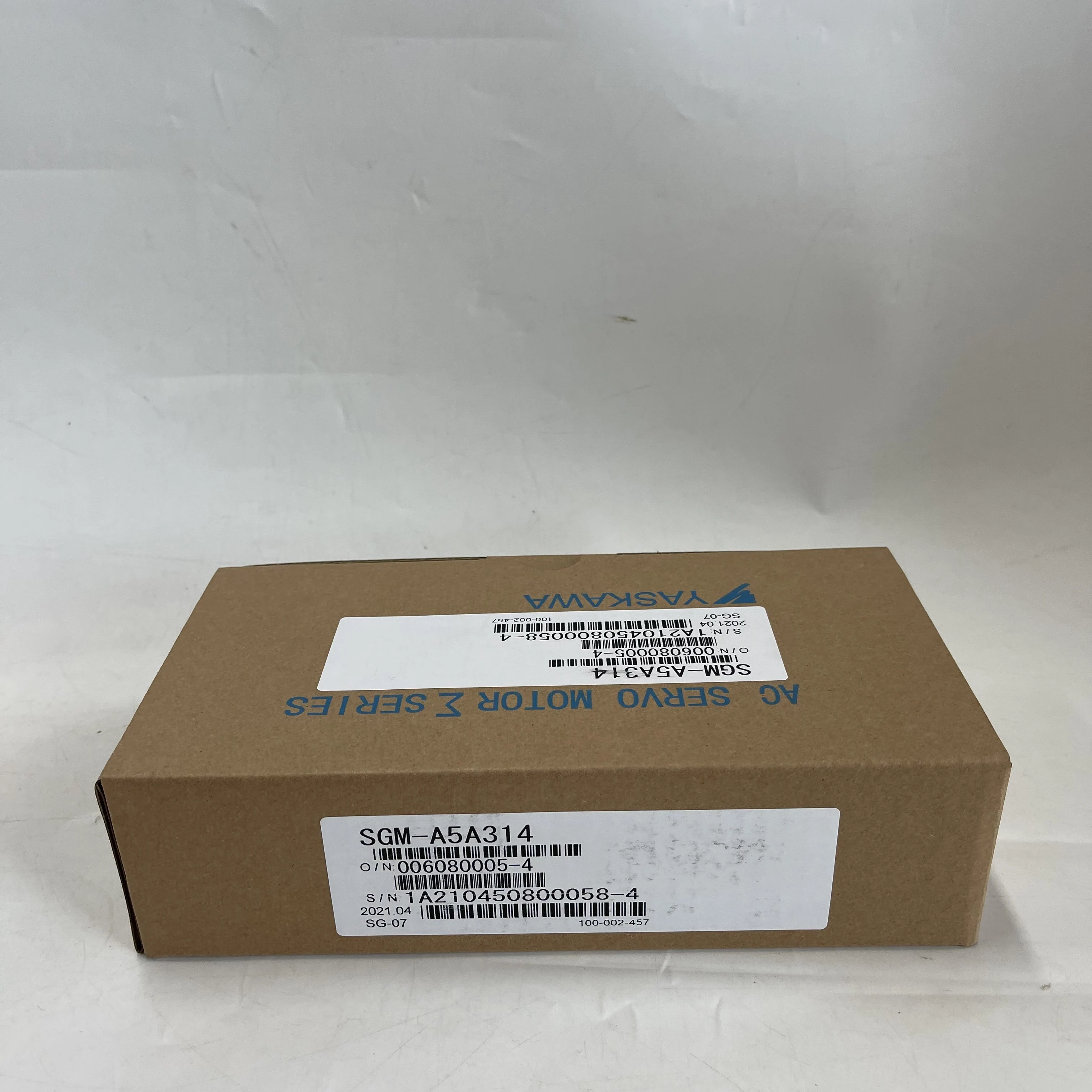 YASKAWA AC Servo Motor SGM-A5A314 YASKAWA AC Servo Motor SGM-A5A314