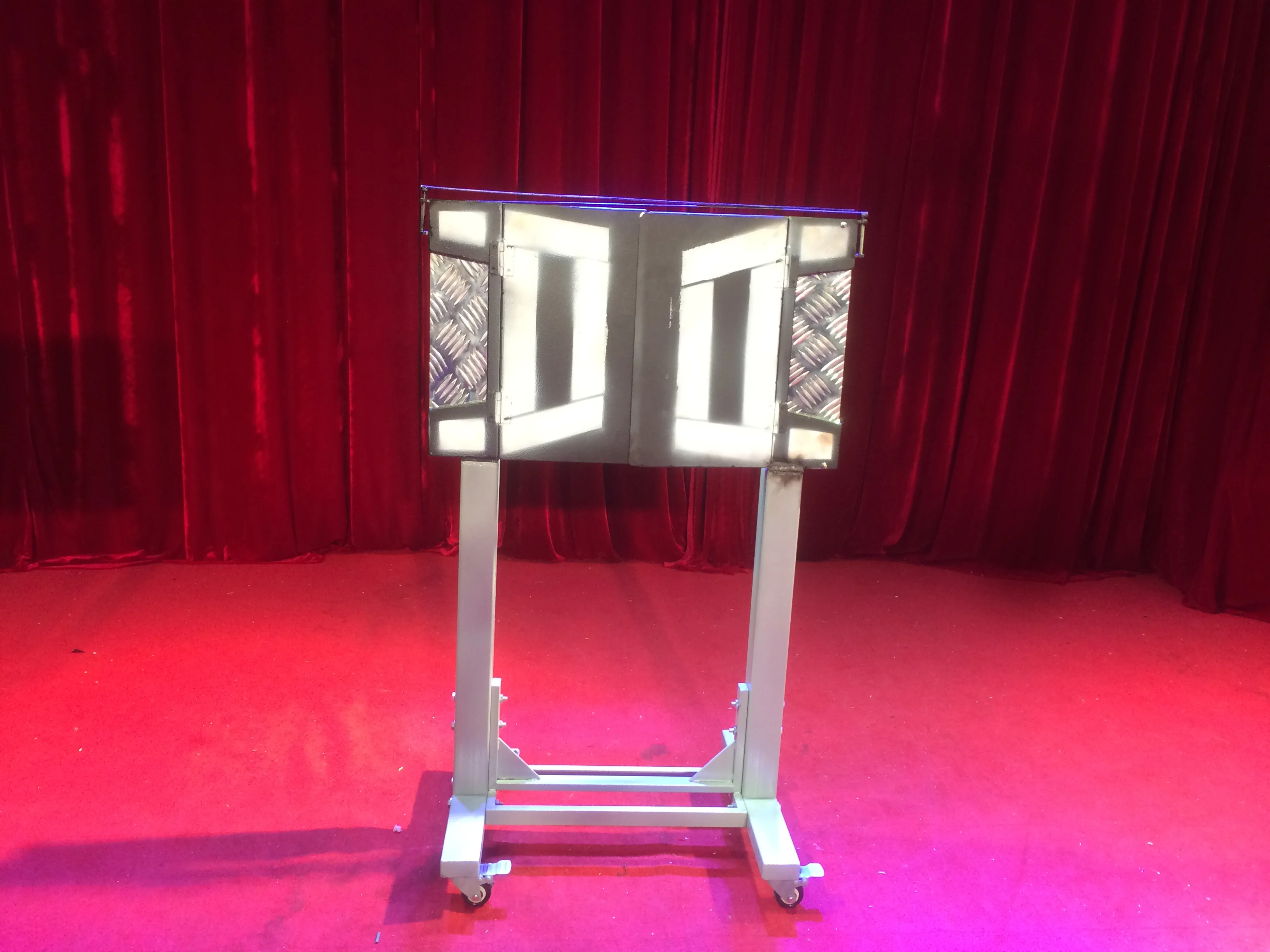 Classic Magic  Mini Crossing Steel Plate Magic Equipment Magic Prop
