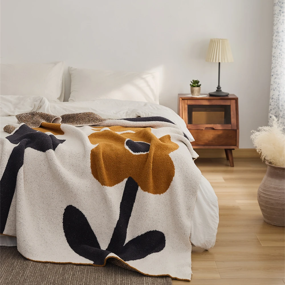 Accept Custom 100% Polyester Flower Jacquard Knitted throw Blanket For Home Decor and Winter  LK details