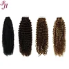 Cheveux bouclés de bande crépus