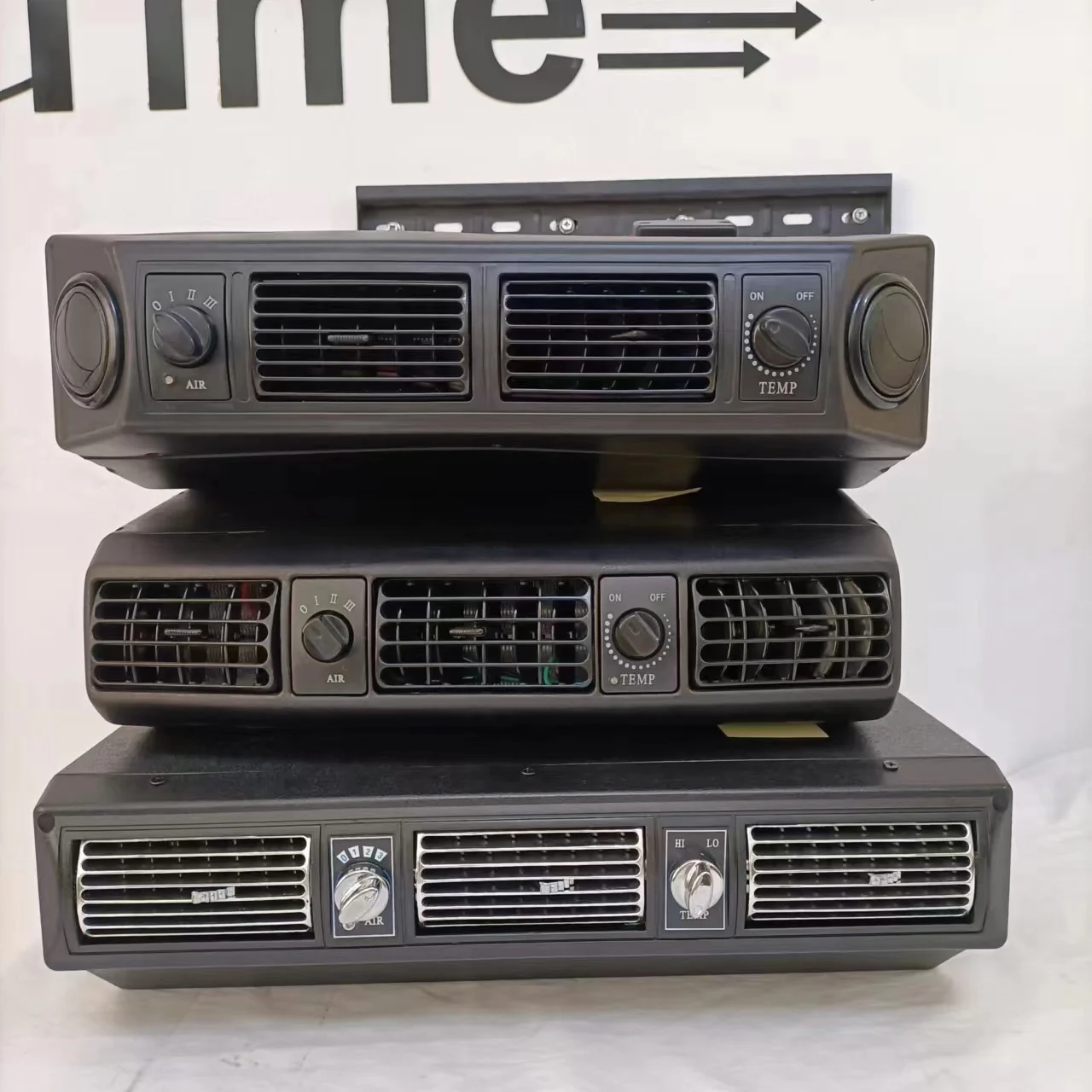 Universal A/C System for RV Vans Classic Cars Pickup Trucks  Cooler 12V DC Car Air-conditioner
