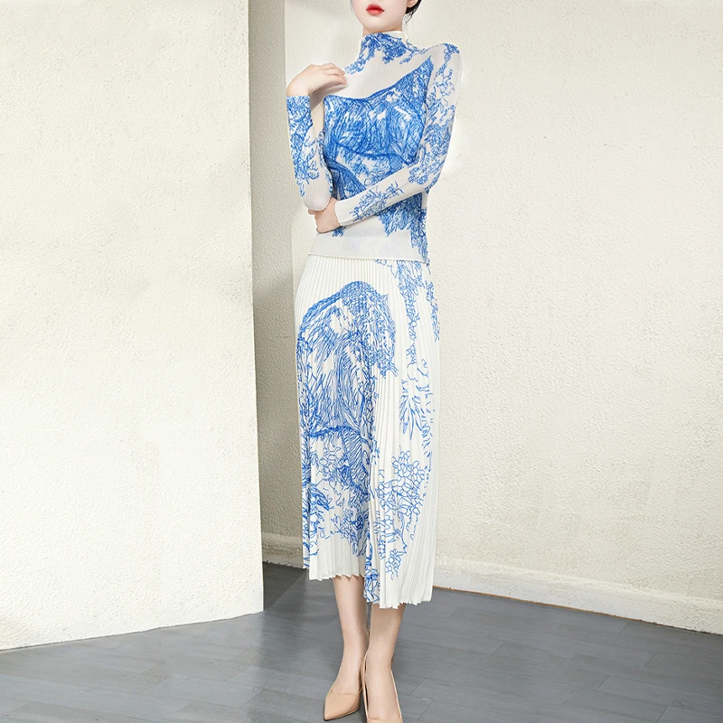 Fast Delivery Factory Outlet High Quality Sets Pleat Long Sleeve Top and Printed Long Pleated Skirt Two Piece Sets