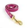 Collier et laisse roses
