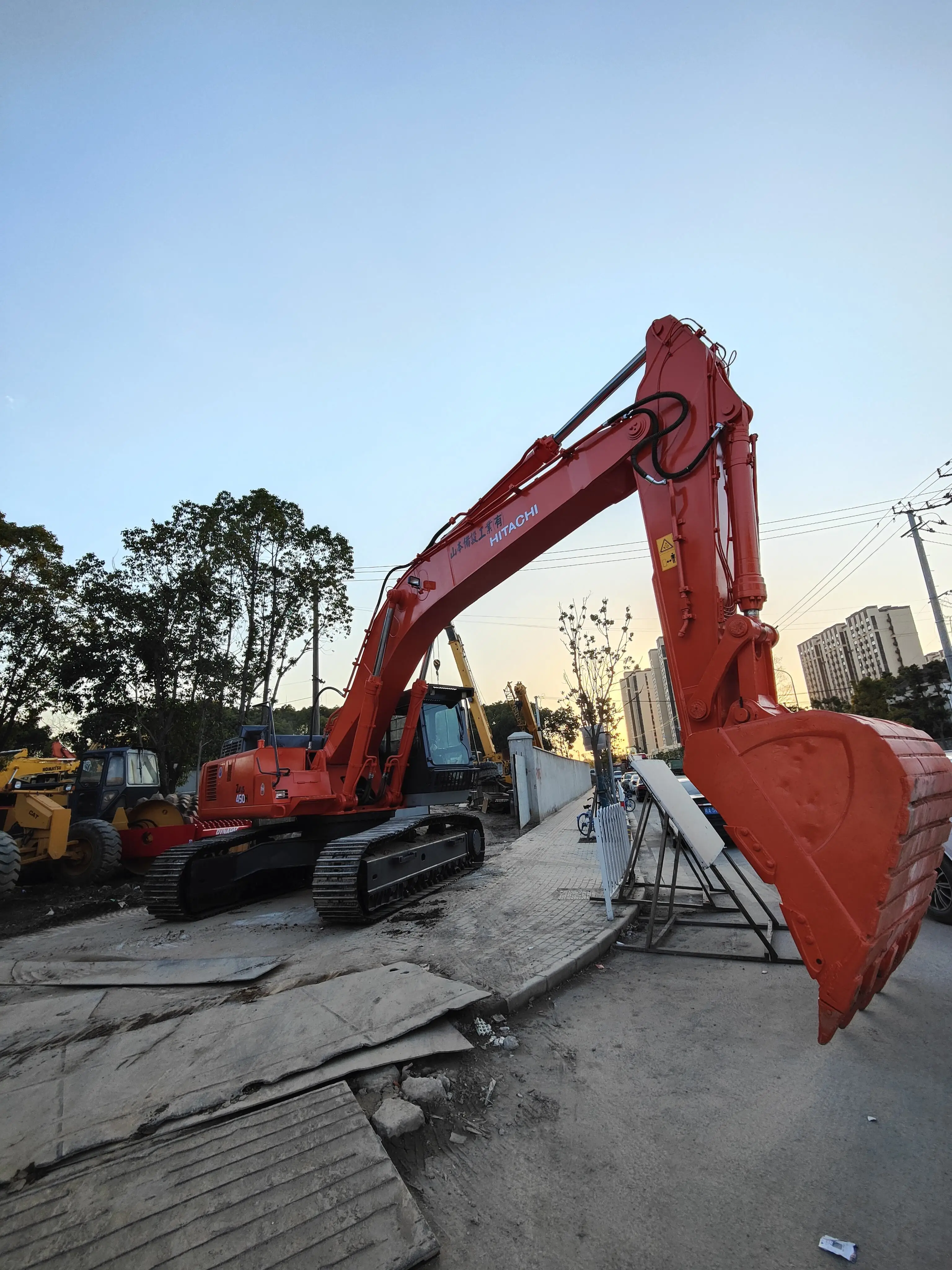 Secondhand Construction Equipment 45ton Hitachi Zx450 Series Zx450lc Zx450h Crawler Japan Used