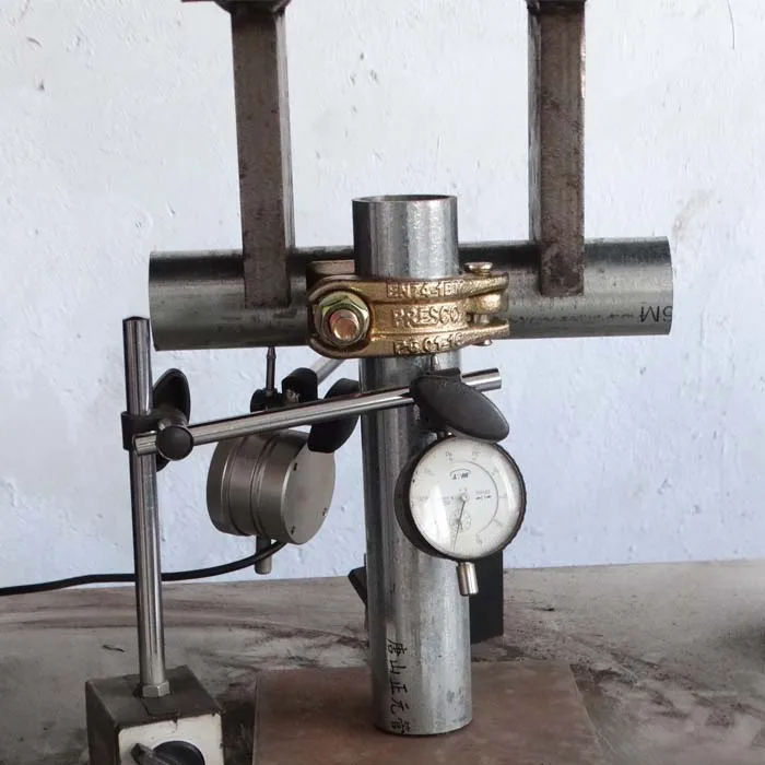 Threaded T Bolt and Nut Tighten Clamp for Tubular Scaffolding Pipe Connection Joint