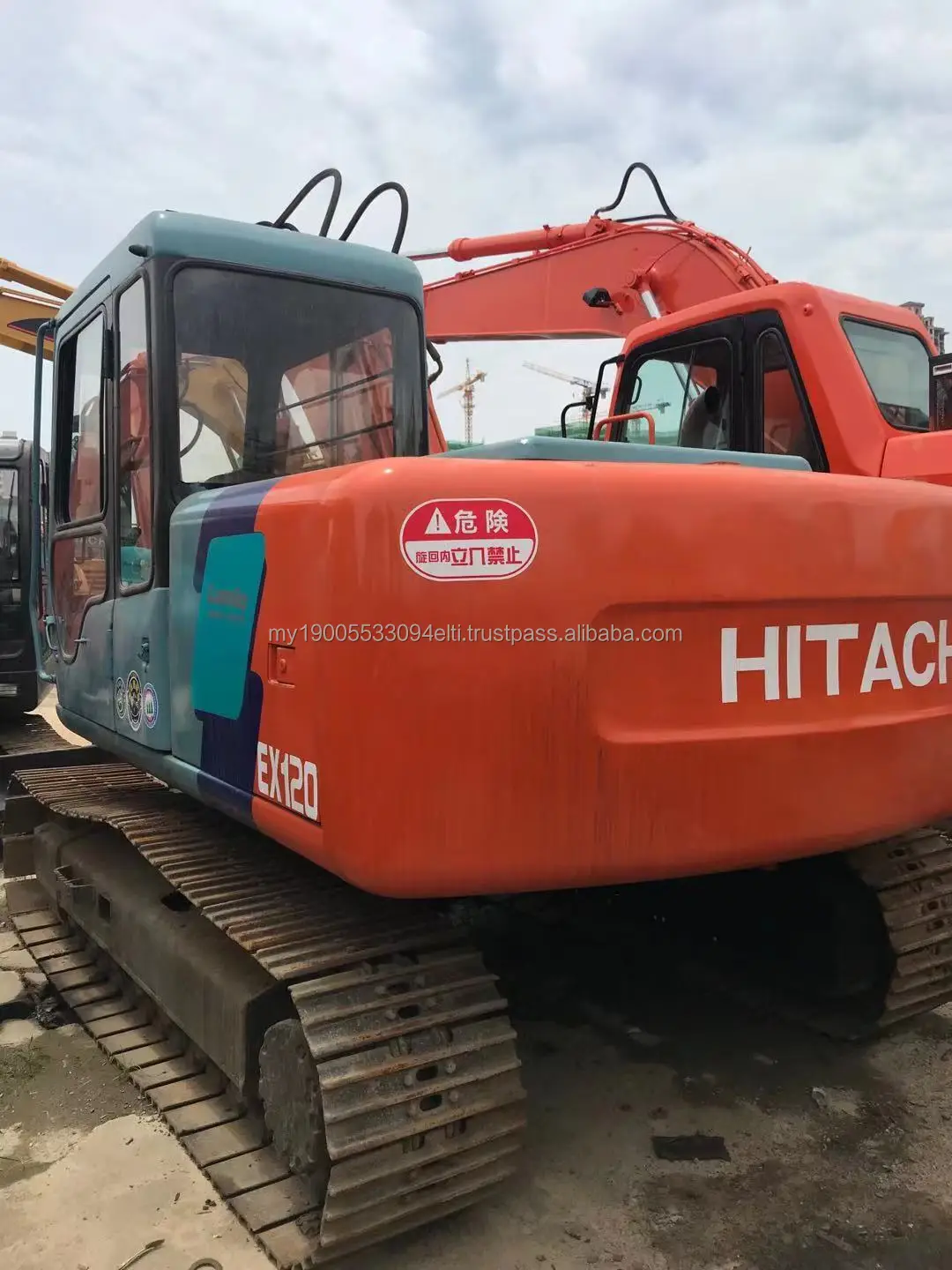 EX120 2.jpg