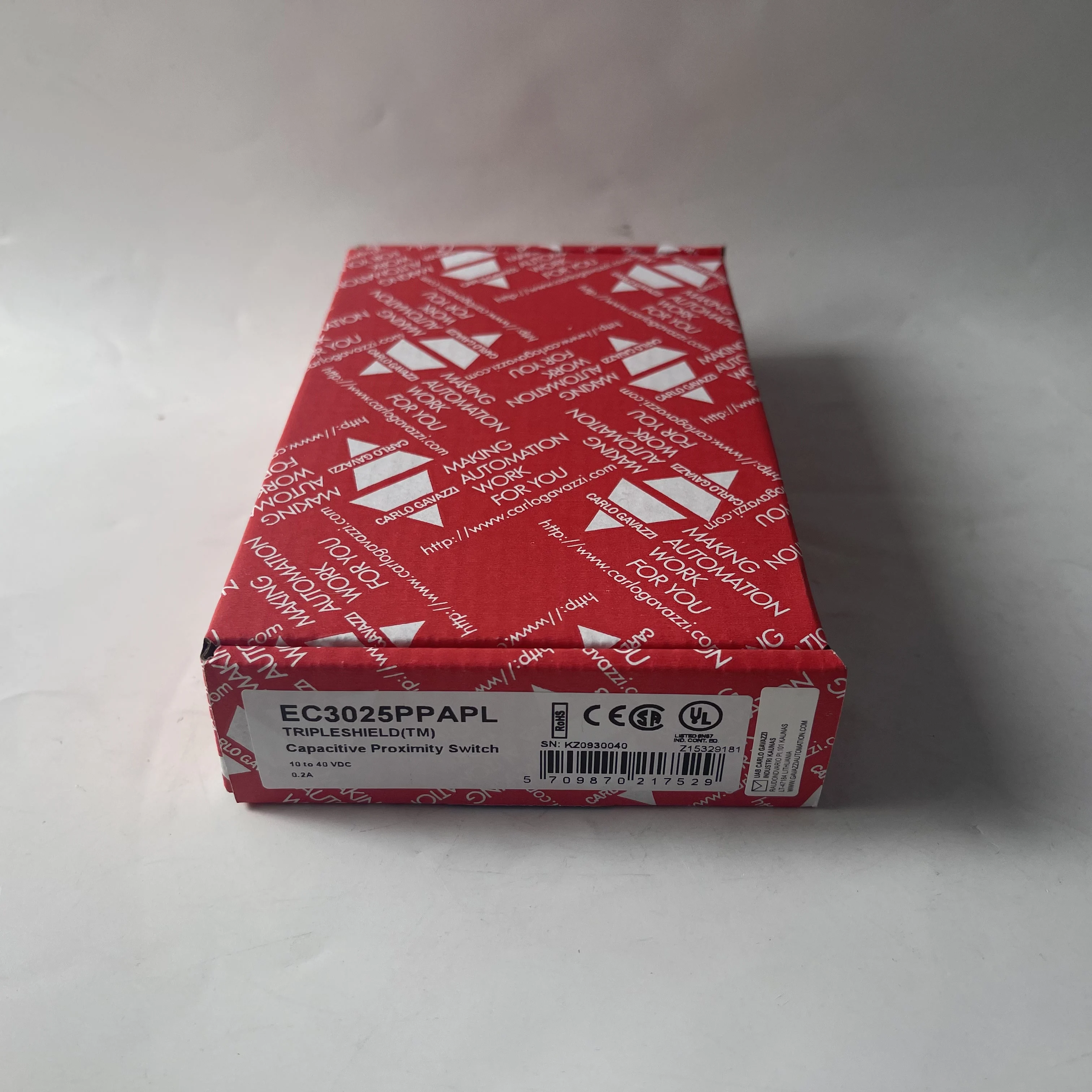 Carlo Gavazzi Capacitive Proximity Switch EC3025PPAPL Carlo Gavazzi Capacitive Proximity Switch EC3025PPAPL