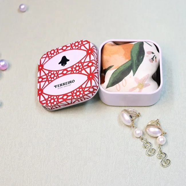 Small Square 56cm Customized Logo Printing Empty Tin Box Storage Clip Silk Scarf Jewelry Mint Metal Tinplate Packaging Tin Cans