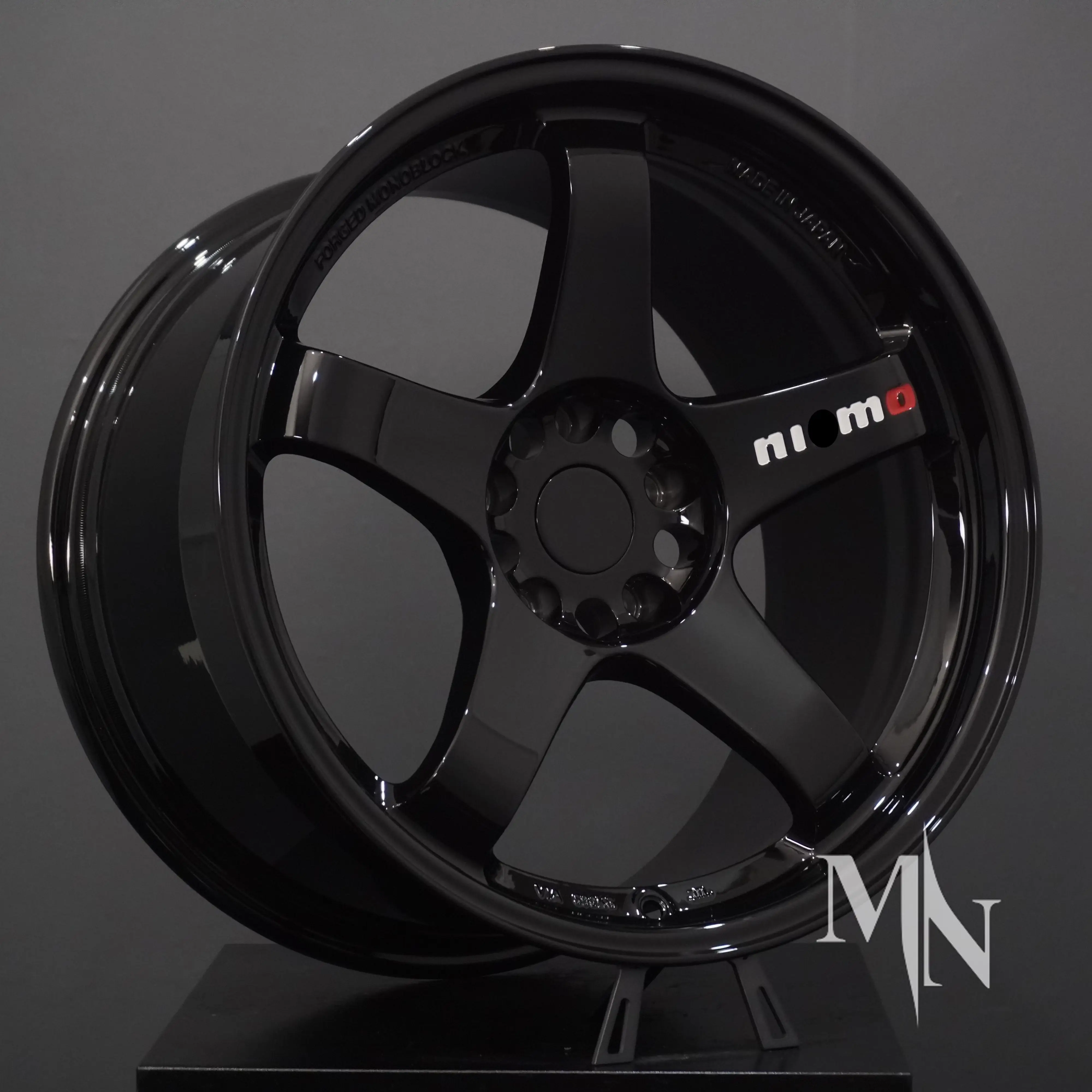 NISMO LM GT4 ホイール　ブラック NISMO LMGT4 Wheel 18X9.0 +22 Gloss Black For Nissan (Each