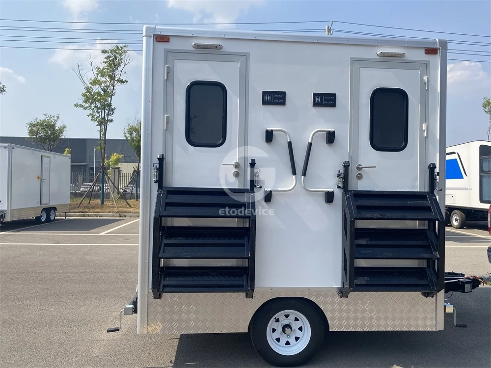 Customized  Public Toilet with Steel Skid Outdoor Mobile Portable Toilet Trailer WC Australia with CE