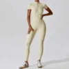 beige corto
