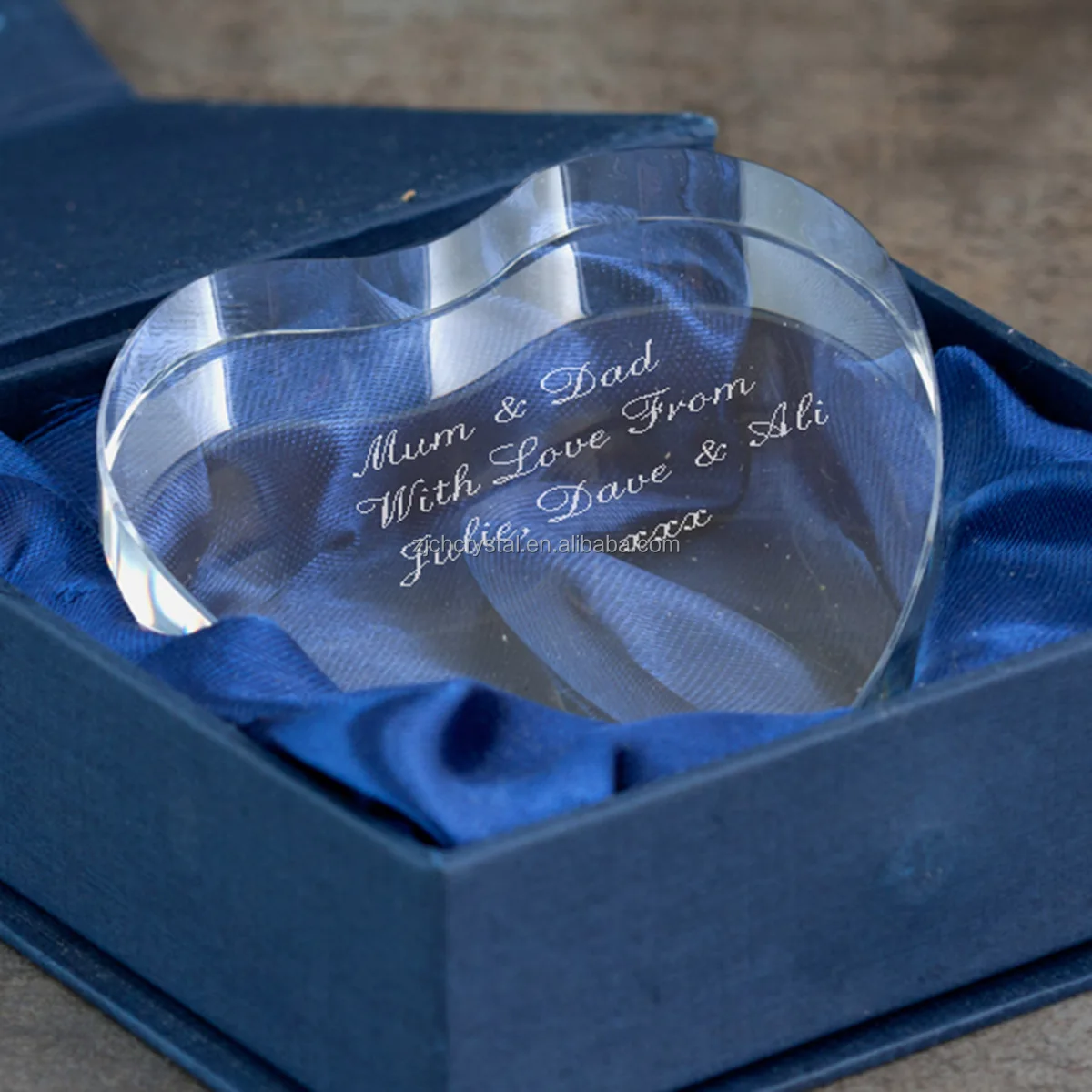 Factory Creative Popular Design 3d Laser Crystal Glass Cube Paper Weight for Business Gifts or Crystal Furnishing Articles