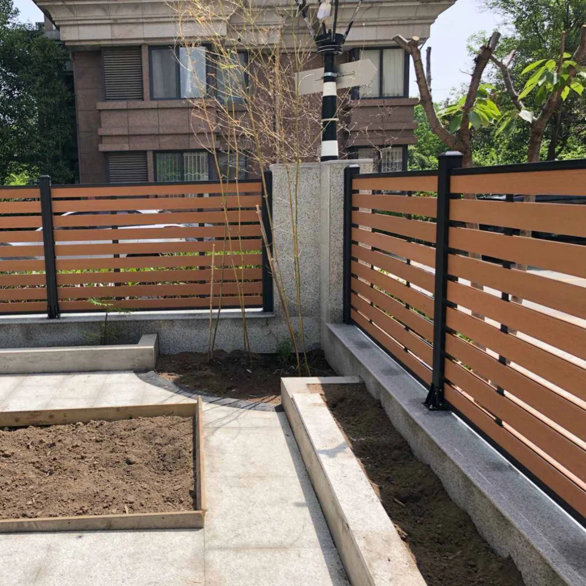 Assembled Wpc Fence Easy Install Private Wood Plastic Composite Wpc Fence Panel in USA Outdoor Wpc Fencing Panels Boards