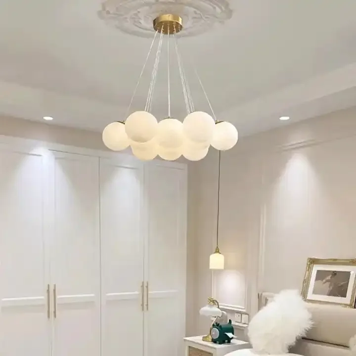 Стеклянная люстра для гостиной, подвесной светильник, гостиная, вилла, украшение, подвесные светильники с пузырьками и облаками