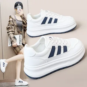 ZY1812 New Korean Version Breathable Mesh Board Chunky Sneakers Comfortable Walking White Shoes for Women