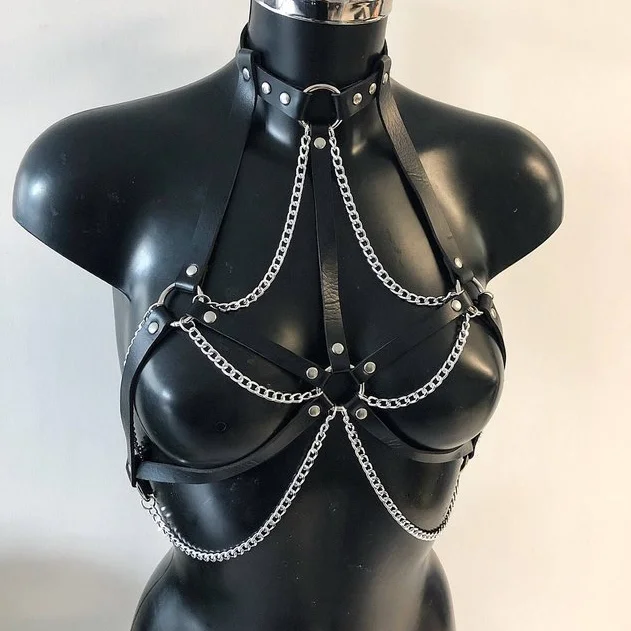 Großhandel Goth Bdsm Frauen Leder mehrschichtige Quaste Harness Körperkette dicke Kette BH Brust Halskette Sexy Dessous_voghion.com