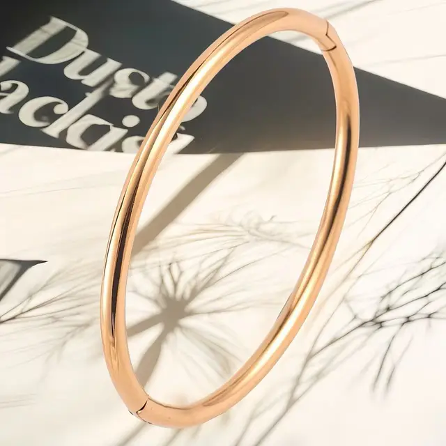 New Luxury Diamond Texture Titanium Steel Light Stainless Steel Bracelet Simple Fashion Bangle for Wholesale