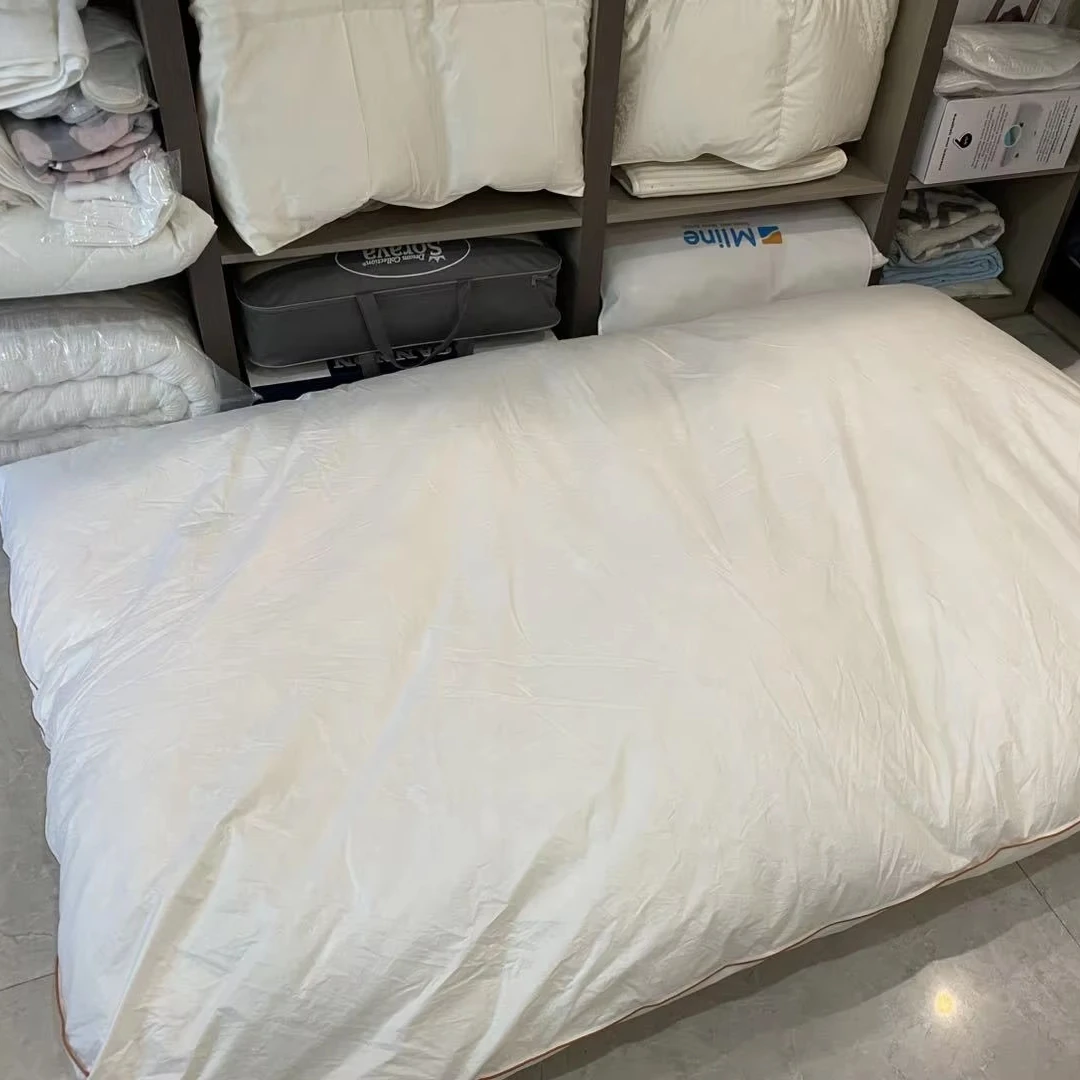 10/90% White Bed Warm Duvet Custom Logo with OEKO 3700G weight