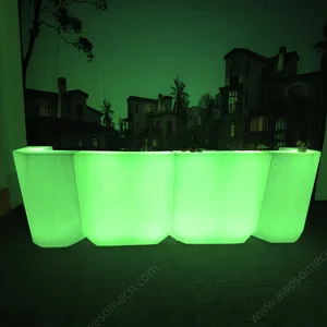 Modern Light-Up Plastic Bar Counter Tables for Home Hotel Club Outdoor Party for Nightclubs Halls Malls Dining