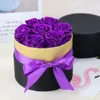 7 rose in scatola rotonda