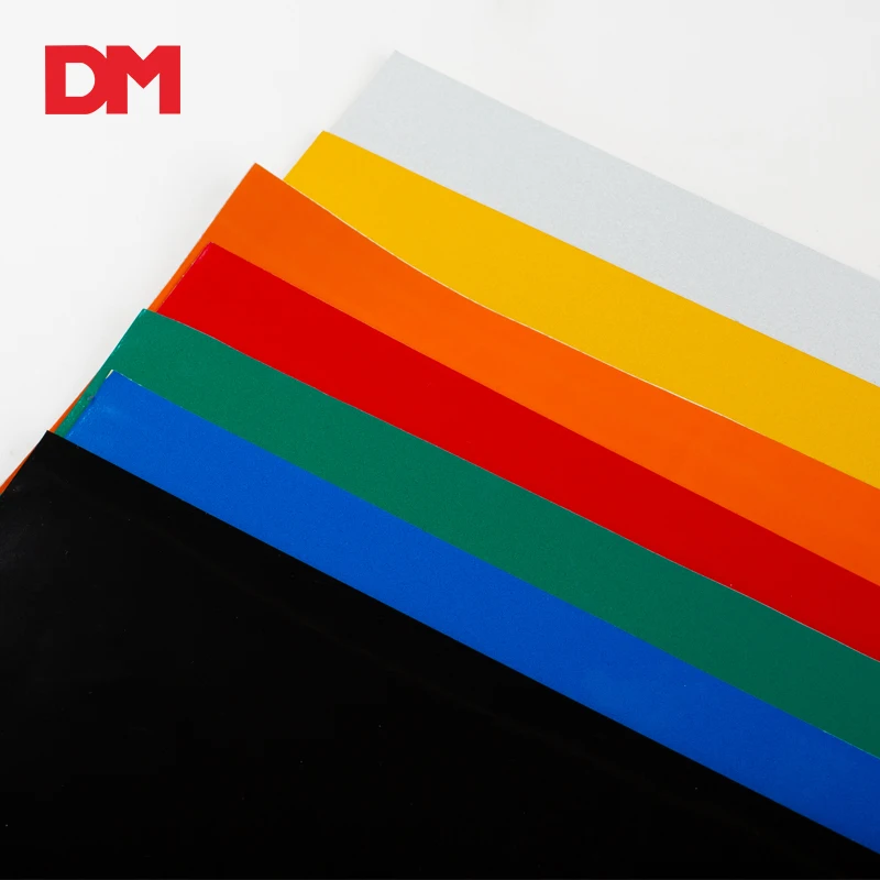 DM ENGINEERING GRADE REFLECTIVE SHEETING DM7200 ASTM D4956 EN12899 RA1