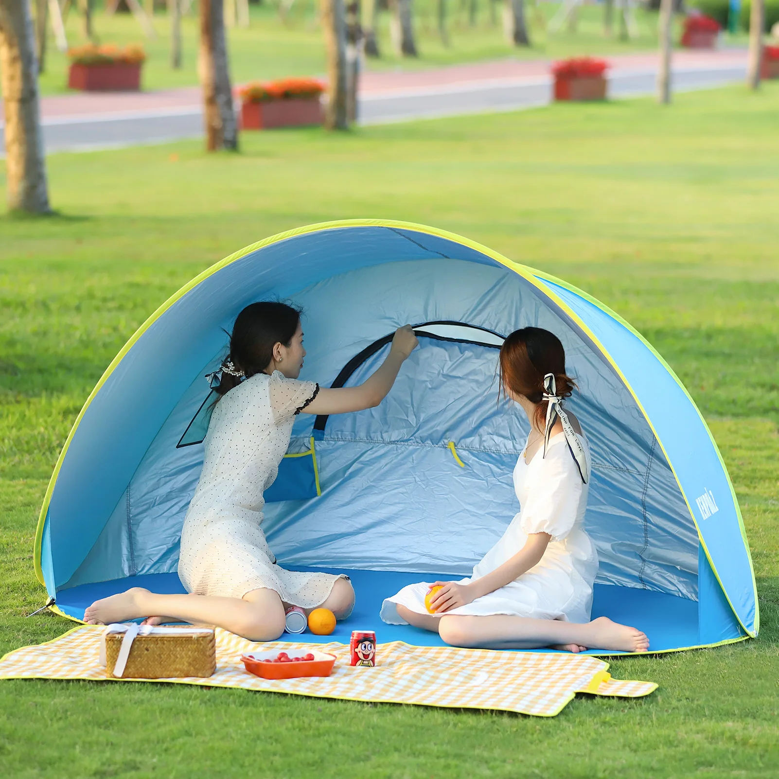 New Easy up Instant Automatic Pop up Tent  Umbrella Shade and Shelter Dome Sunshade Beach Tent