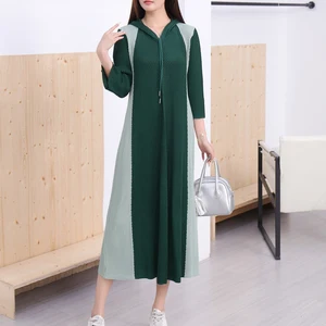 Miyake Women's Casual Dress with Pleated Seven-Point Sleeves Elegant Slim Design for Spring and Autumn Loose Fit