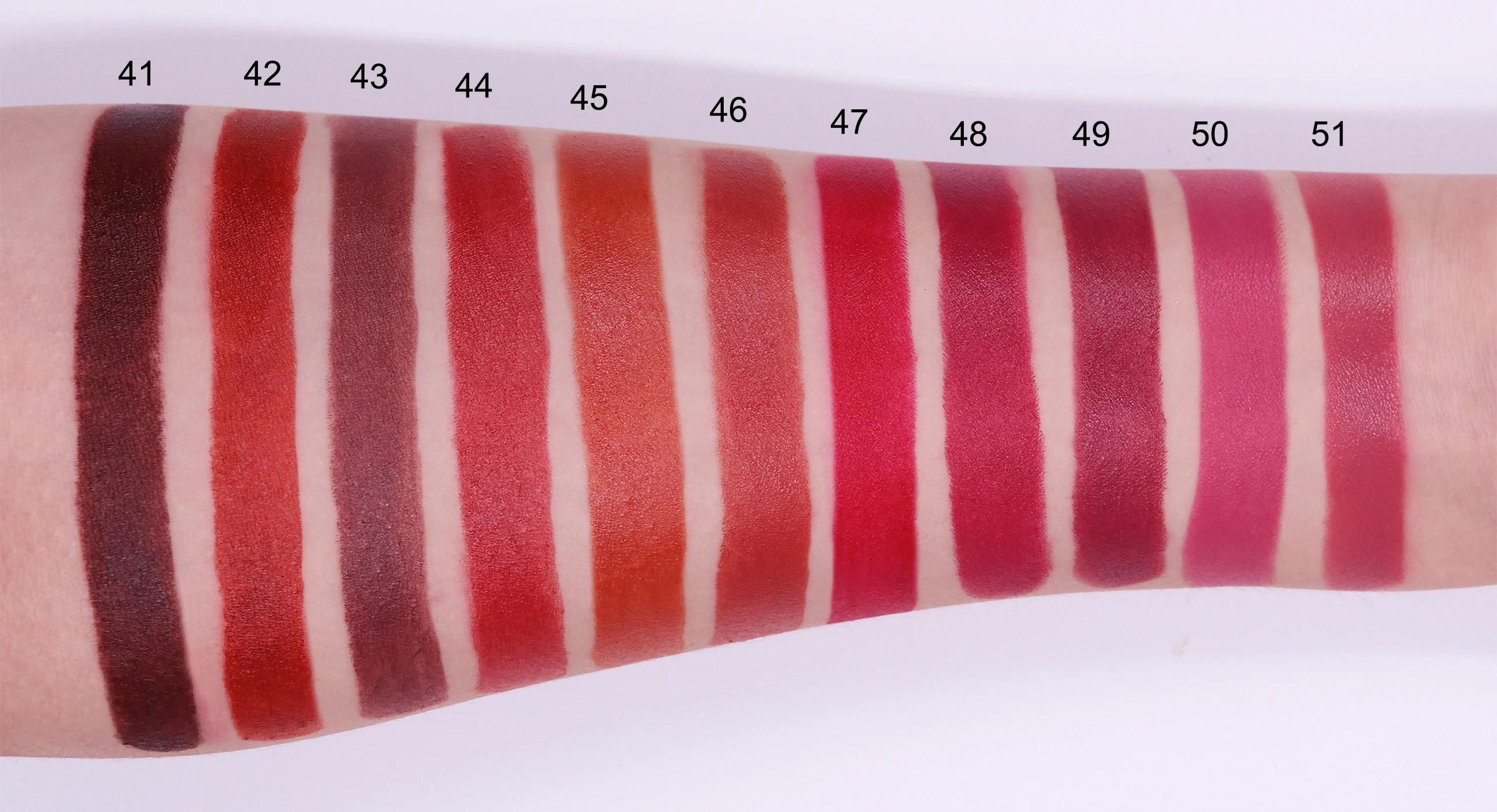 Luxury White Waterproof Matte Mist Lipstick for Women Gift Red Lipstick Private Label with Magnetic Packaging details