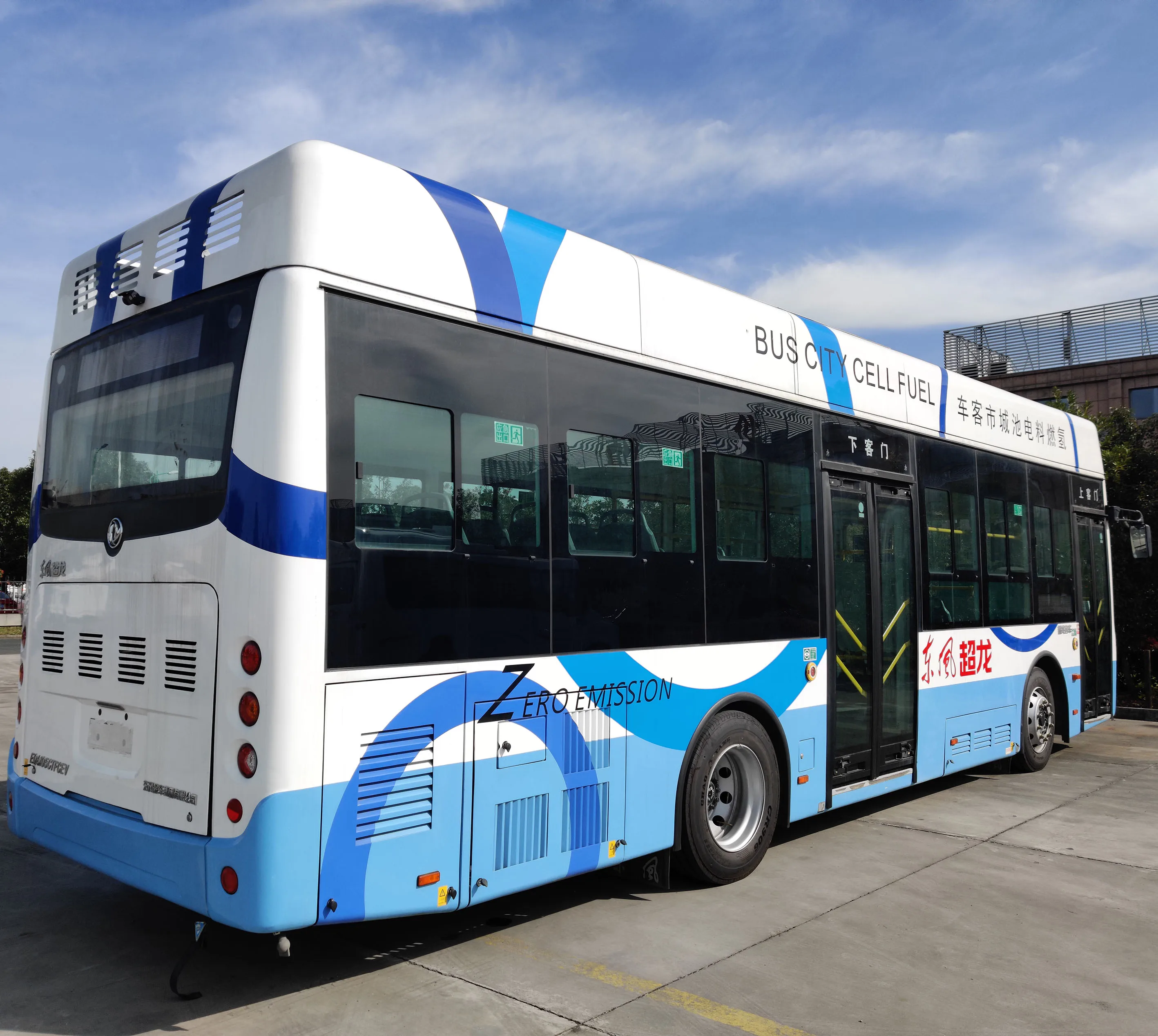 Hybrid Green City Bus Hydrogen Electric Zero Emission Euro 6 Public Transportation Shuttle City