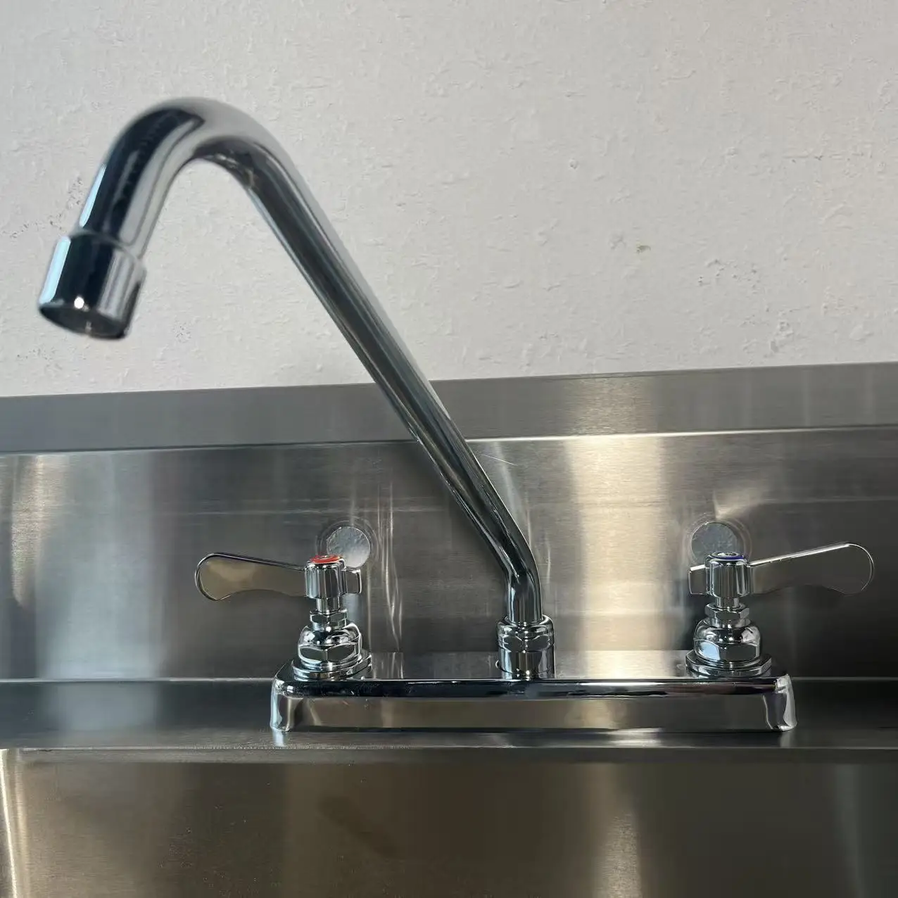 Commercial Kitchen Modern Kitchen Faucet Gun Metal Mixer Water Tap Dual Handle Stainless Steel Flexible Kitchen Sink Faucet details