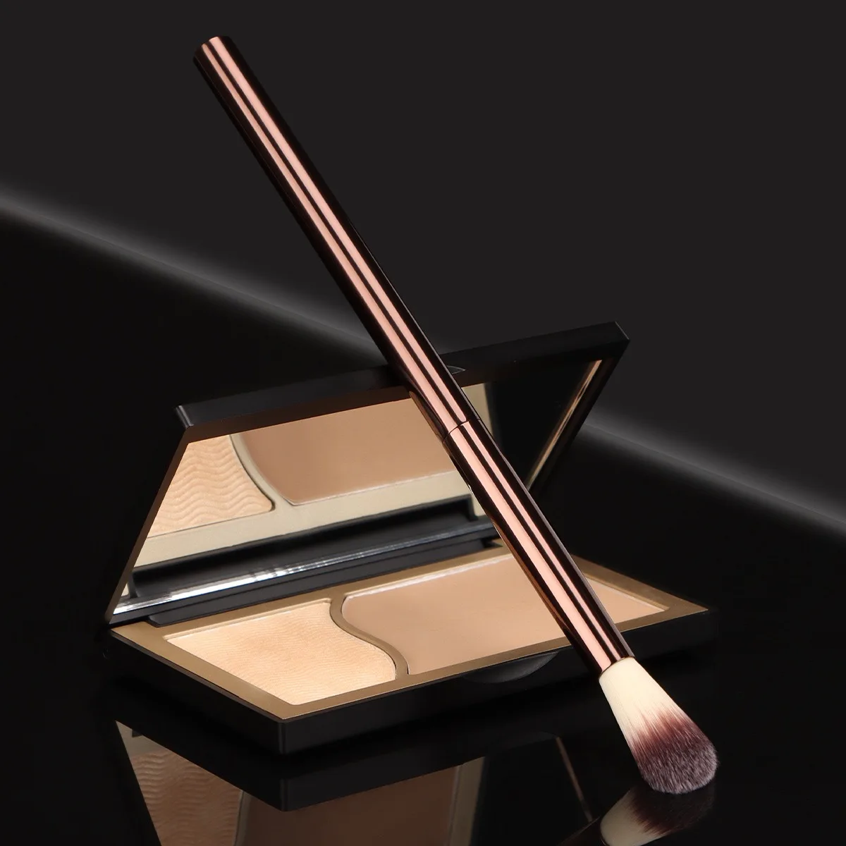Eye Shadow BrushScatter Powder  Powder Paint Blush  Concealer Brush Lip Brush Multi-Function Brush