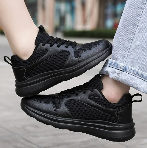 Lightweight  Sneaker Latest Tennis Shoes with High Design for Summer and Autumn Seasons