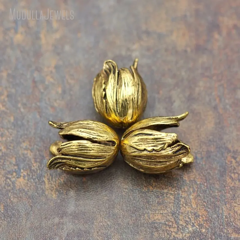 Wholesale BENECREAT 200Pcs 5 Style 18K Gold Plated Bead Tips Golden Clamshell Knot Cover Brass Crimp Beads Covers For Jewelry Making DIY Crafts