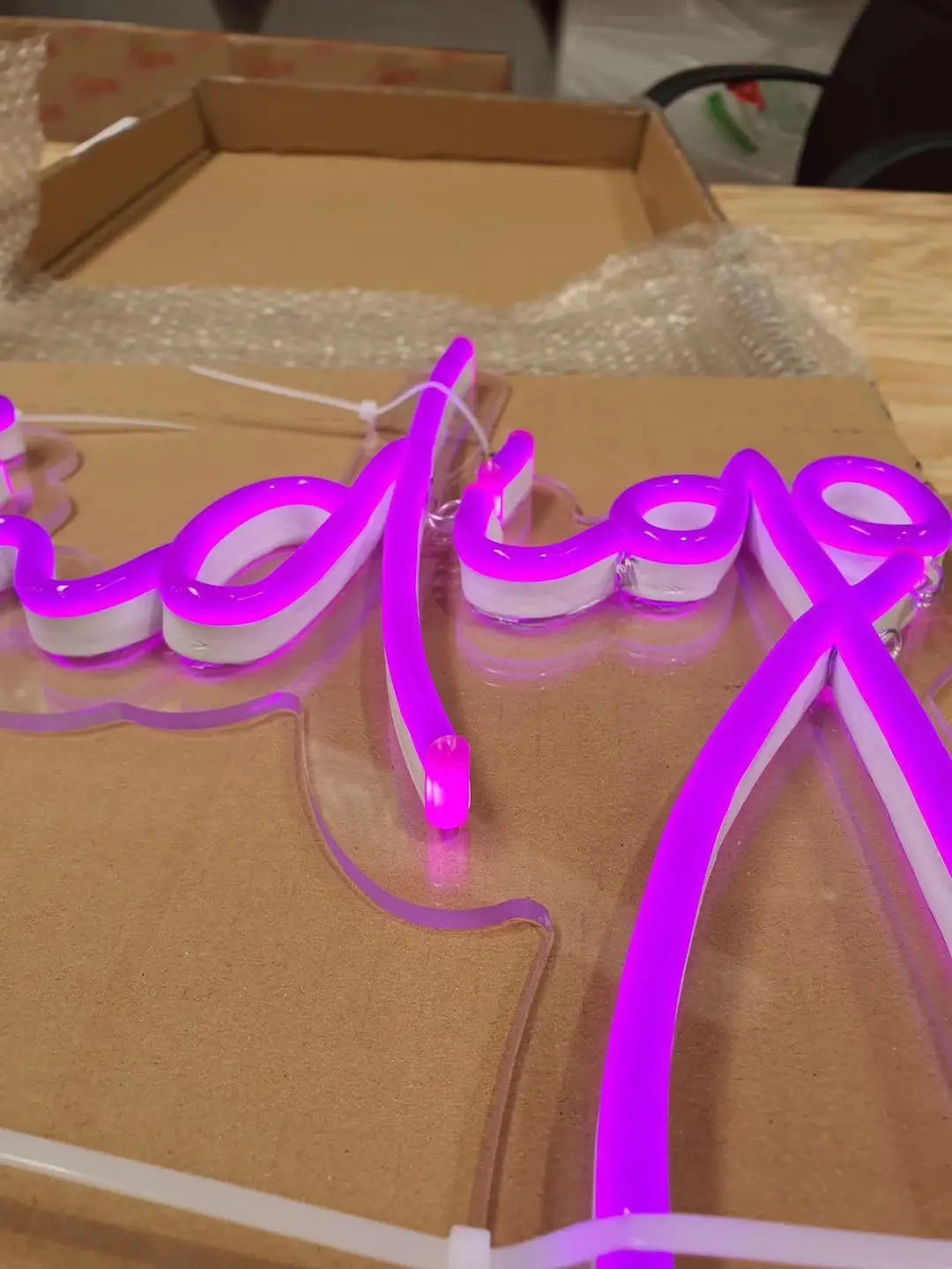 drop shipping MOQ 1pc custom Neon SIGN,  dropshipping factory direct (cost-effective, smd 8*16mm)
