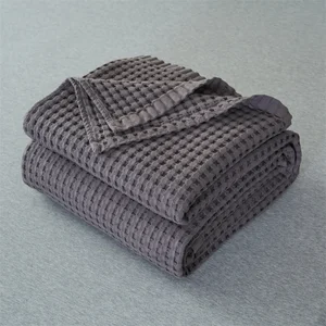 Wholesale Ultra Soft Waffle Weave Blanket Lightweight Summer Breathable Blankets for Hot Sleeper Grey