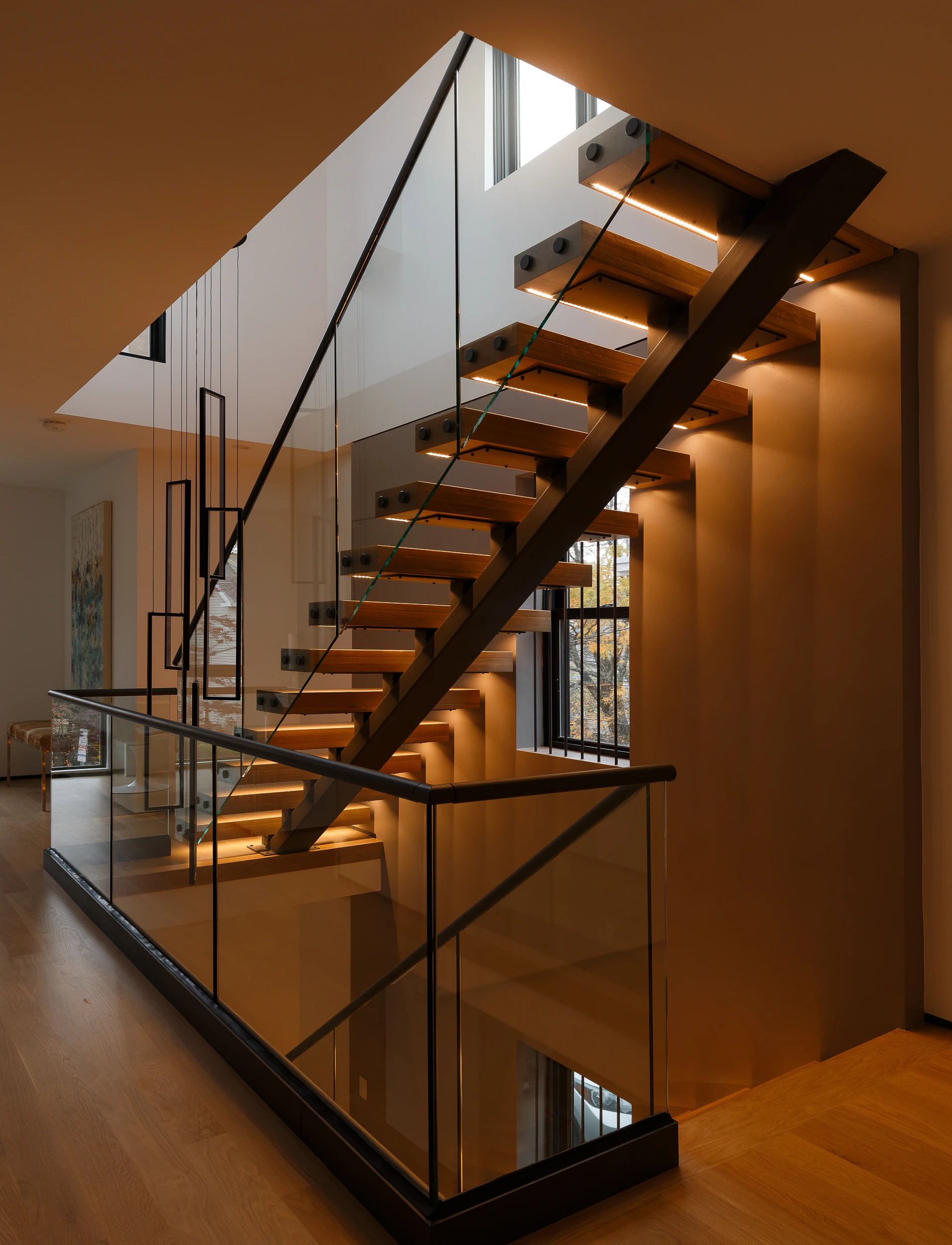 customized staircase modern carbon steel mono beam beech/oak wood tread stairs indoor/staircase design for houses manufacture