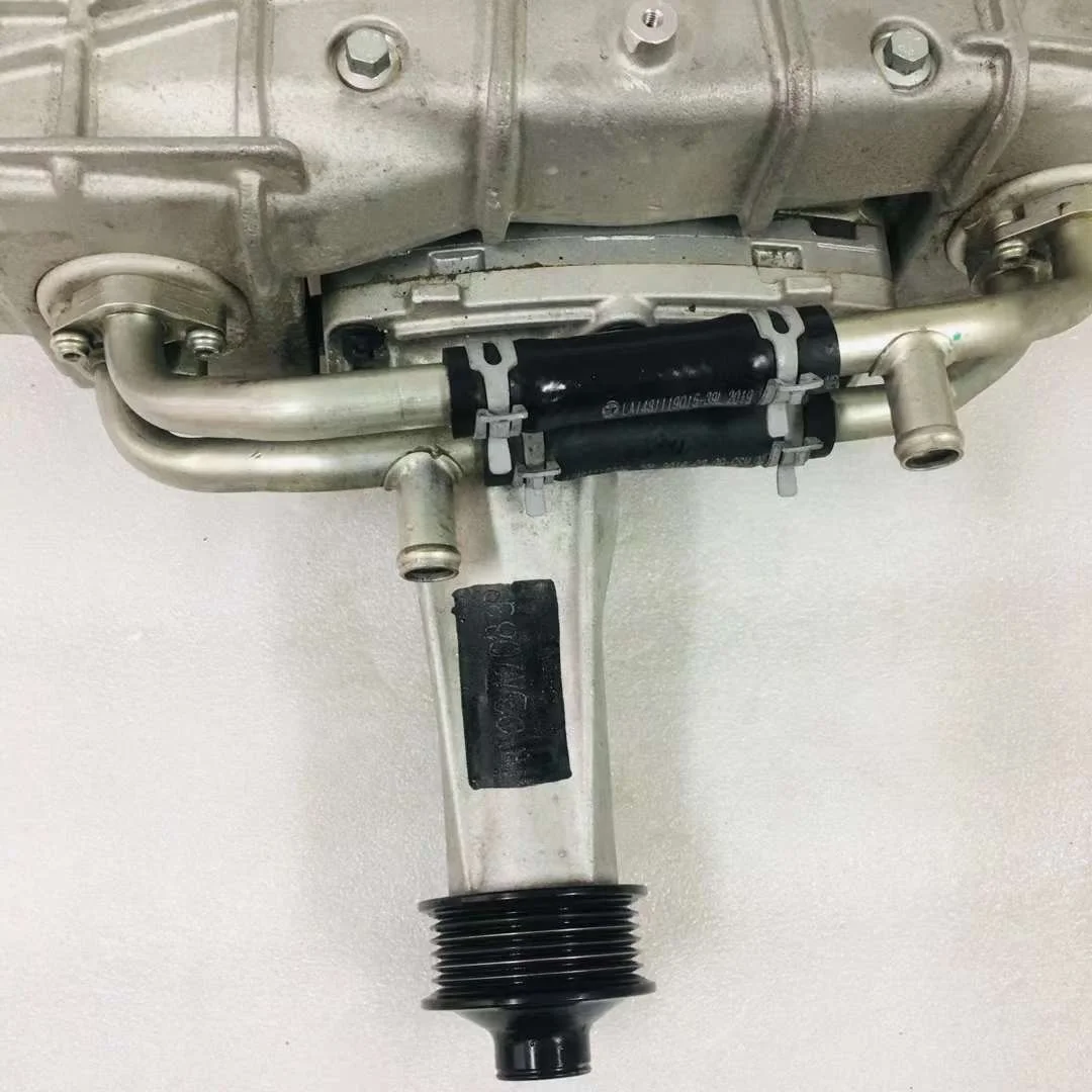 Auto HS7 H9 3.0T V6 Engine Parts Universal Supercharger With Intermediate Cold Box Turbo Charge Model for 1119010-39L