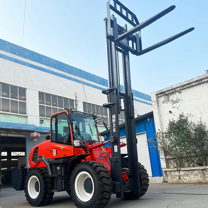 Nový design otočný venkovní dieselový forklift 5t 4wd Všechny čtyři kolové pohon 3tun 3.5tun 4x4 zadní hrubé terénové forklifty