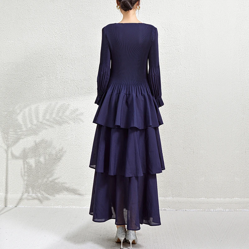 womens layered dresses Glitter A-Line Tulle Gown By Ladivine CD740 - Women Evening Formal Gown The ruched tulle bodice is complemented with the frill AOMEI Womens Shiny Lace Floral