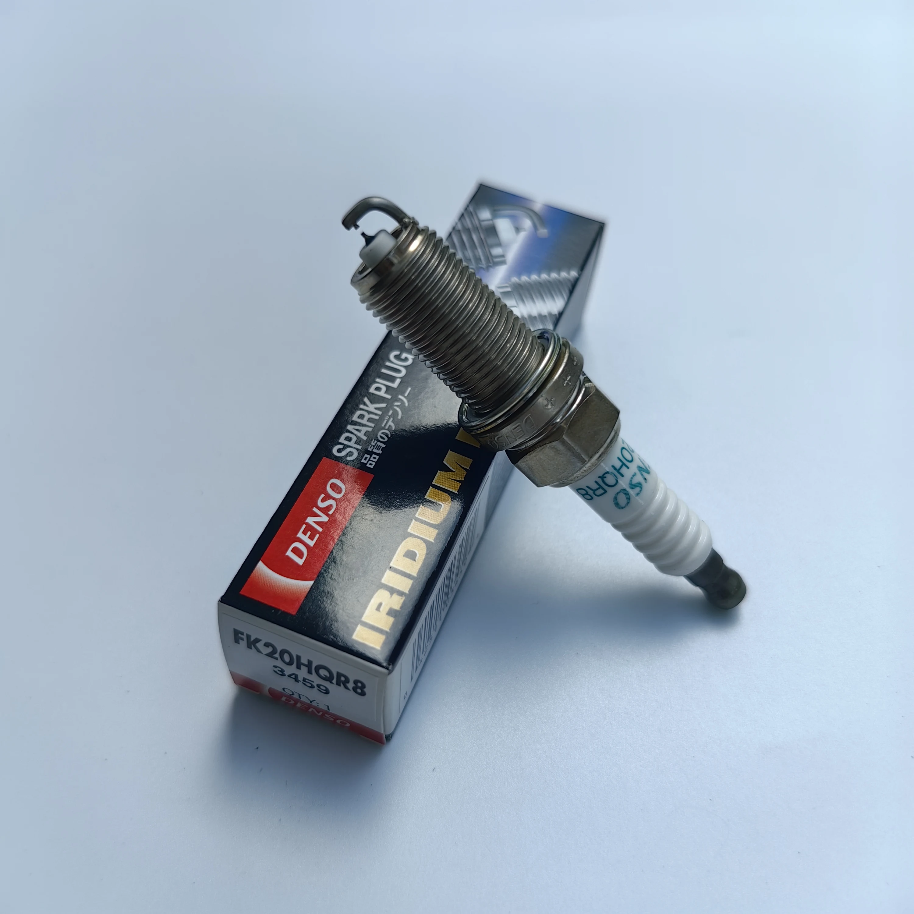 ブルーブッシュ/ 520 DENSO Bujia 3459 FK20HQR8 - Reliable Spark Plugs for Volvo
