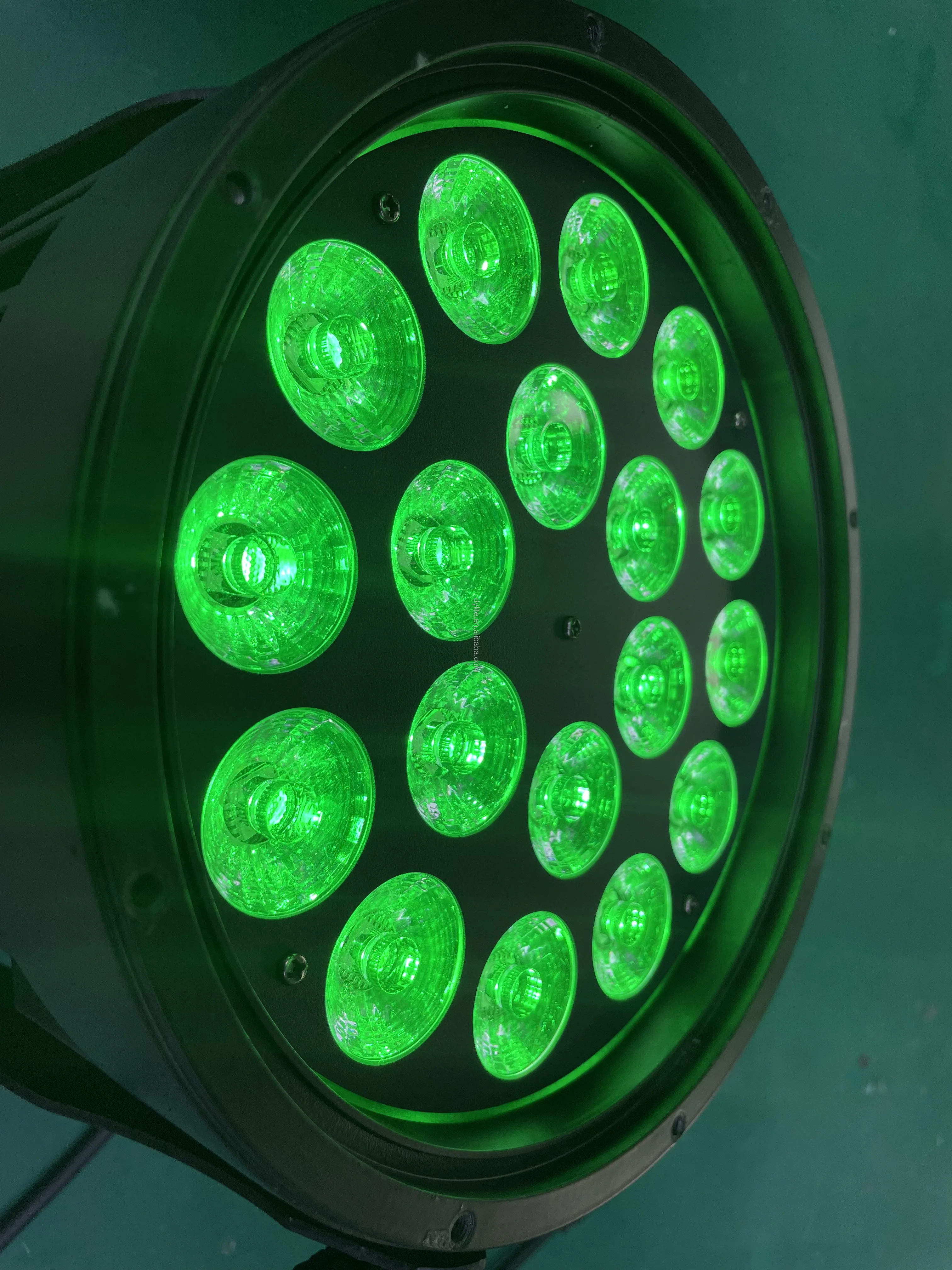 IP65 12x18w RGBAW UV Led Par Battery Wireless Wifi Uplight