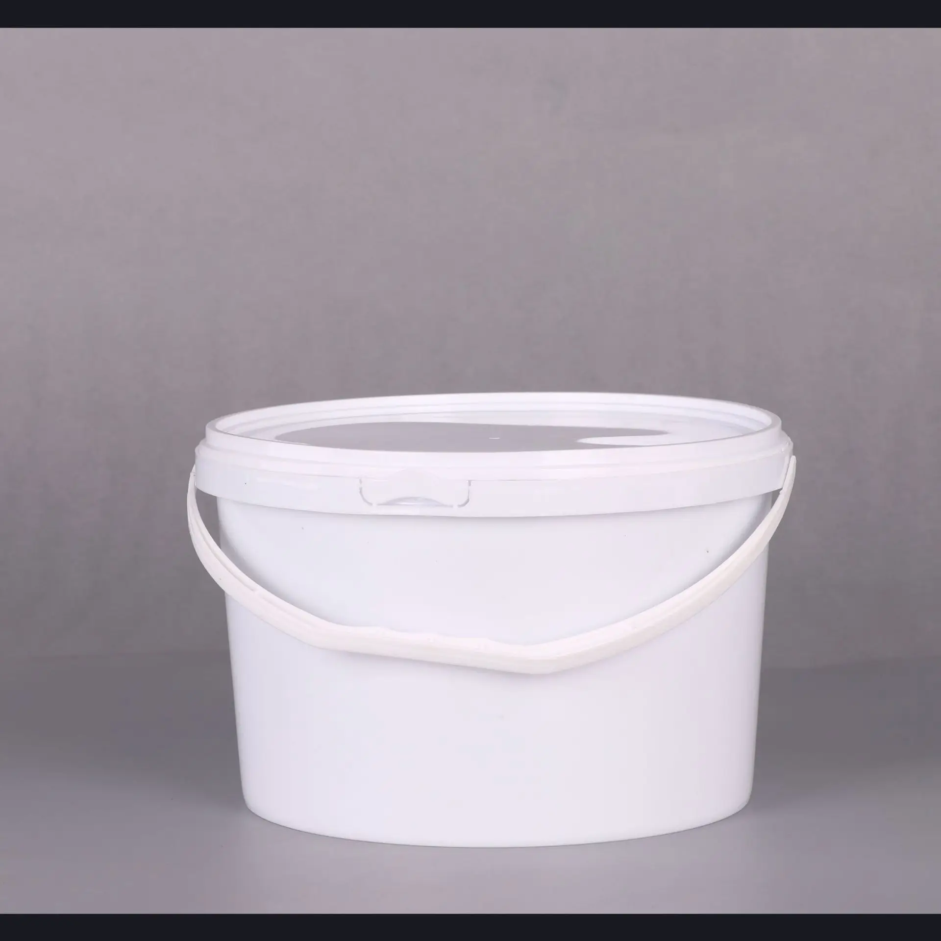 Empty Plastic Paint Pail 5l Durable White Round Paint Buckets With Lid