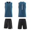 canotte blu + pantaloncini neri