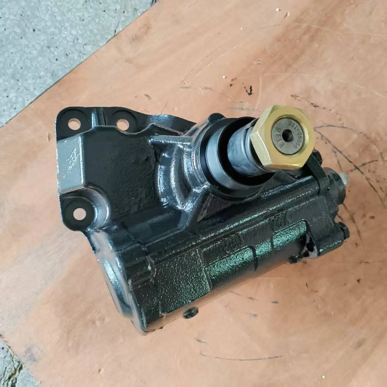 五十铃npr RHD原始设备制造商898101297 897305048转向齿轮箱