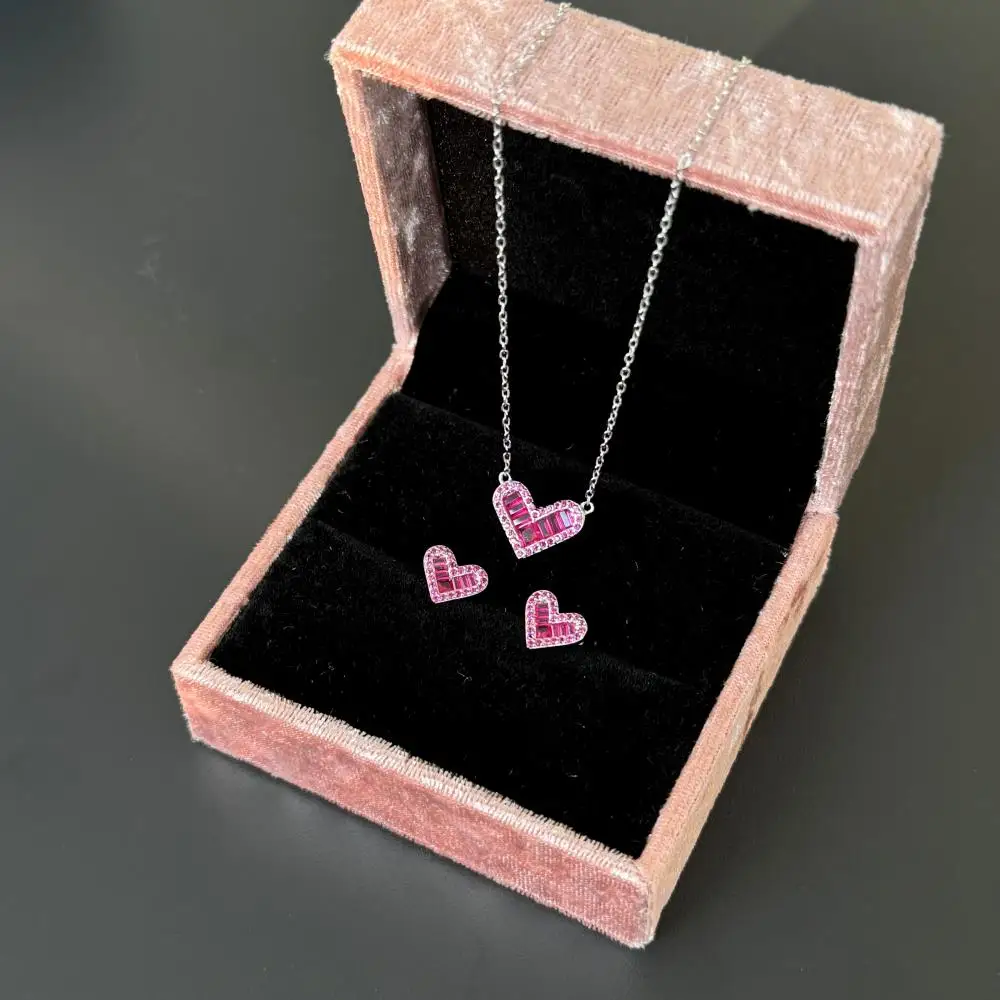 KAKODIY Fine Jewelry 925 Sterling Silver Rhodium Plated 5A Cubic Zirconia Pendant Heart Necklace (For Women) detail 4