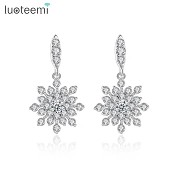 LUOTEEMI Wholesale Lady 3A Cubic Zircon Diamond White Gold Snowflake Fashion Dangle Earrings Christmas